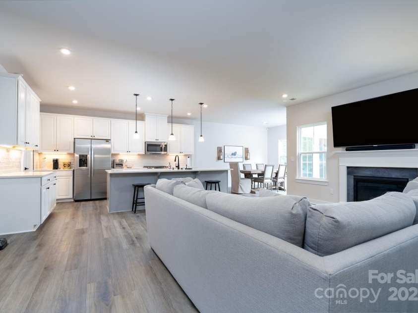 8419 Everwood Avenue, Huntersville, NC 28078.  MLS# CAR4245230, YatesRealty ID 15678. 