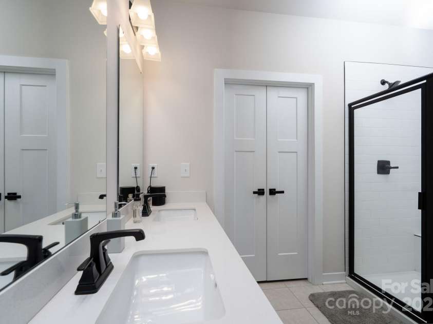 8419 Everwood Avenue, Huntersville, NC 28078.  MLS# CAR4245230, YatesRealty ID 15678. 