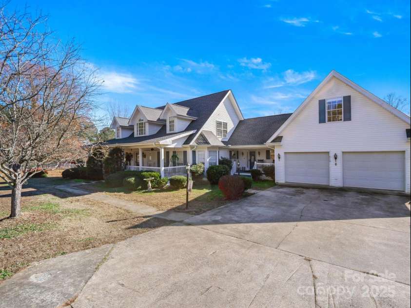 510 Floyd Blackwell Road, Tryon, NC 28782.  MLS# CAR3939567, YatesRealty ID 1568. 