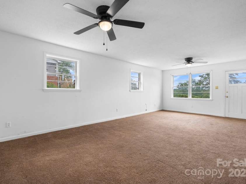 114 Joe Teague Road, Hickory, NC 28601.  MLS# CAR4276648, YatesRealty ID 15681. Bonus Room in Basement has Door to Back Patio