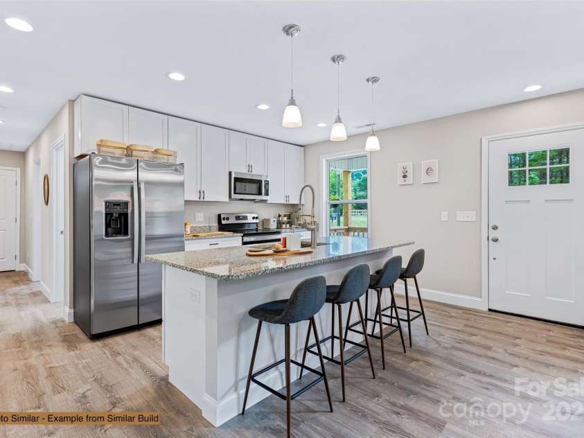 125 Redden Road, Hendersonville, NC 28739.  MLS# CAR4251686, YatesRealty ID 15684. 