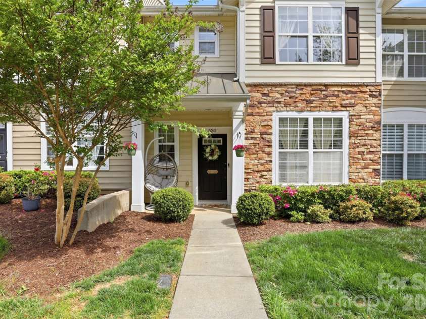 532 Bent Leaf Court, Fort Mill, SC 29708.  MLS# CAR4367260, YatesRealty ID 15684. 