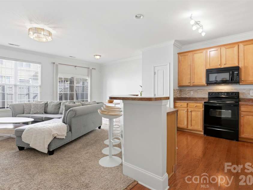 532 Bent Leaf Court, Fort Mill, SC 29708.  MLS# CAR4367260, YatesRealty ID 15684. 
