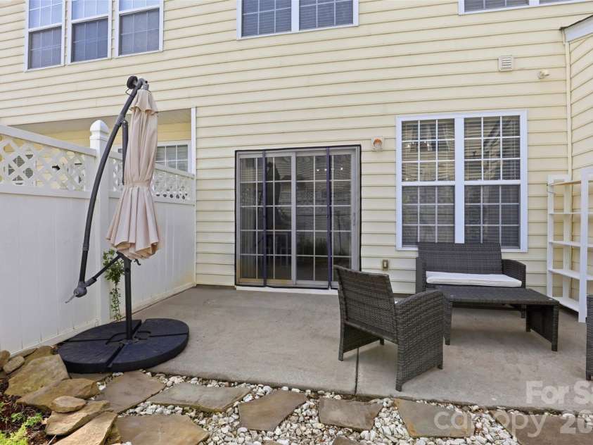 532 Bent Leaf Court, Fort Mill, SC 29708.  MLS# CAR4367260, YatesRealty ID 15684. 