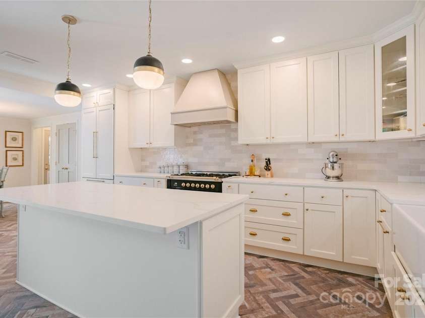 1184 Thornwell Avenue, Rock Hill, SC 29732.  MLS# CAR4258866, YatesRealty ID 15685. 