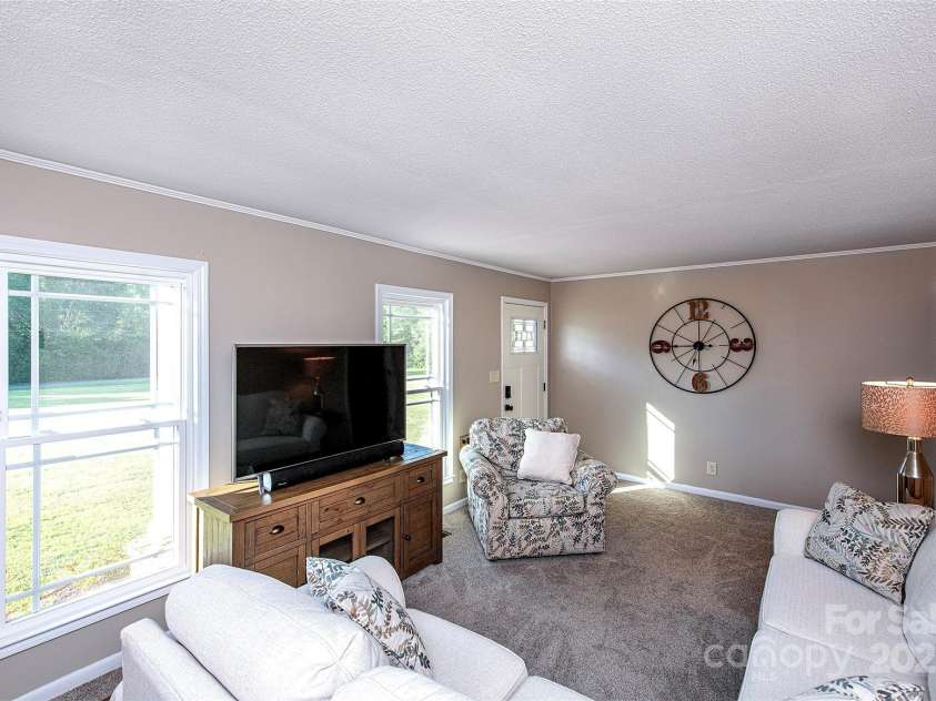 1488 Ernest Road, York, SC 29745.  MLS# CAR4250294, YatesRealty ID 15686. 