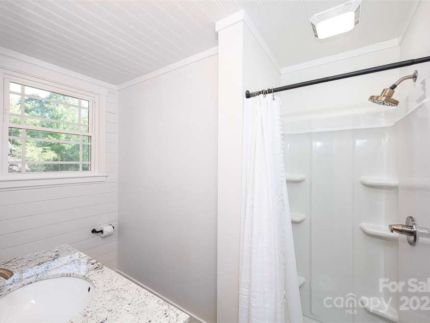 1488 Ernest Road, York, SC 29745.  MLS# CAR4250294, YatesRealty ID 15686. 