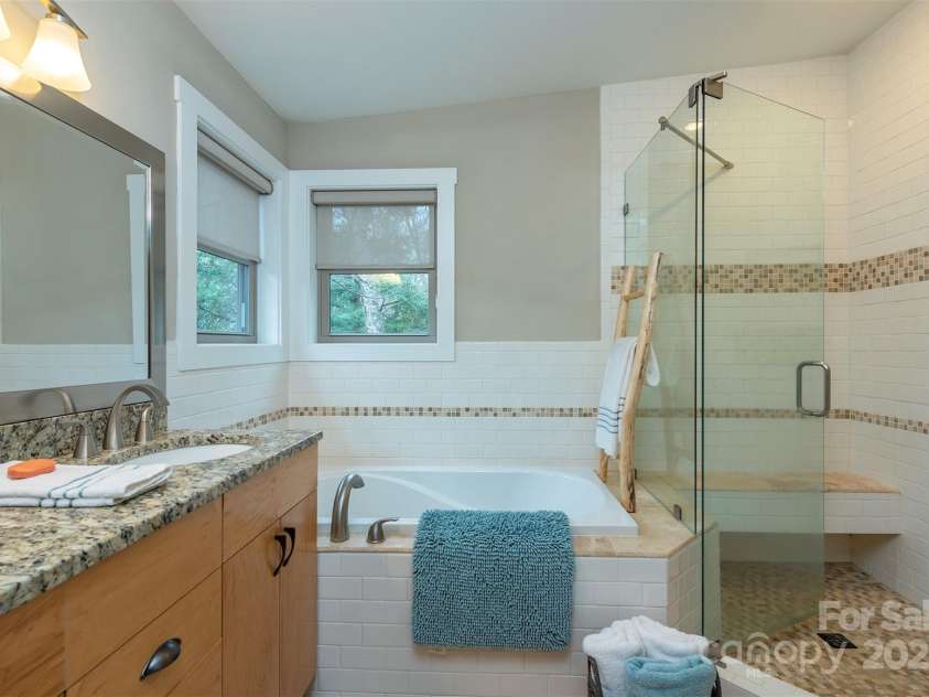 102 Kanawha Drive, Montreat, NC 28757.  MLS# CAR4238560, YatesRealty ID 15688. 