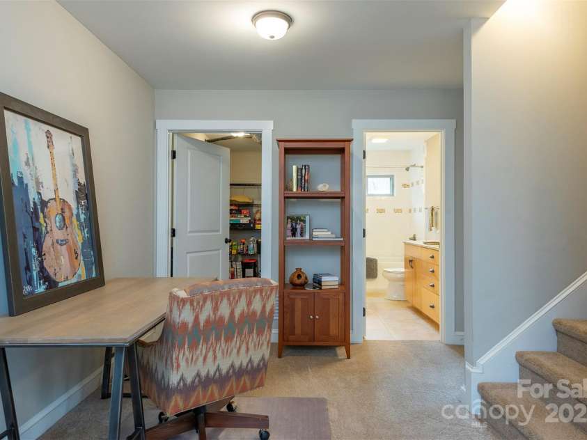 102 Kanawha Drive, Montreat, NC 28757.  MLS# CAR4238560, YatesRealty ID 15688. 