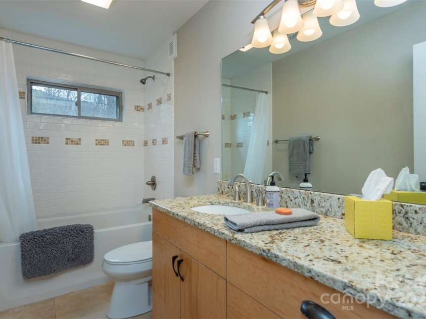 102 Kanawha Drive, Montreat, NC 28757.  MLS# CAR4238560, YatesRealty ID 15688. 