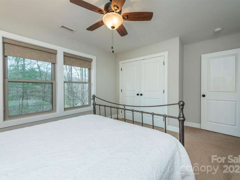 102 Kanawha Drive, Montreat, NC 28757.  MLS# CAR4238560, YatesRealty ID 15688. 