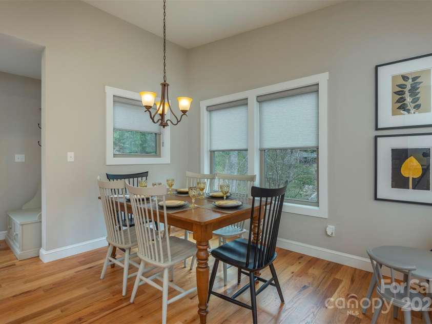 102 Kanawha Drive, Montreat, NC 28757.  MLS# CAR4238560, YatesRealty ID 15688. 
