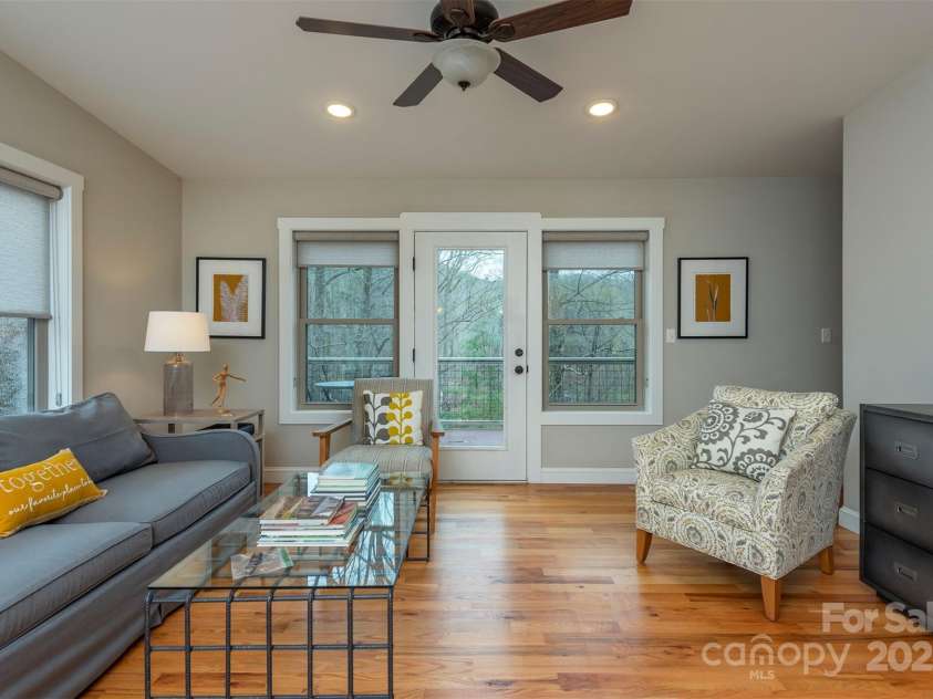 102 Kanawha Drive, Montreat, NC 28757.  MLS# CAR4238560, YatesRealty ID 15688. 