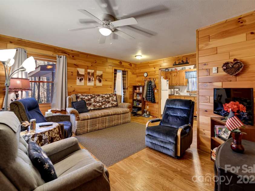 109 Hog Cove Road, Sylva, NC 28779.  MLS# CAR4332121, YatesRealty ID 1569. 