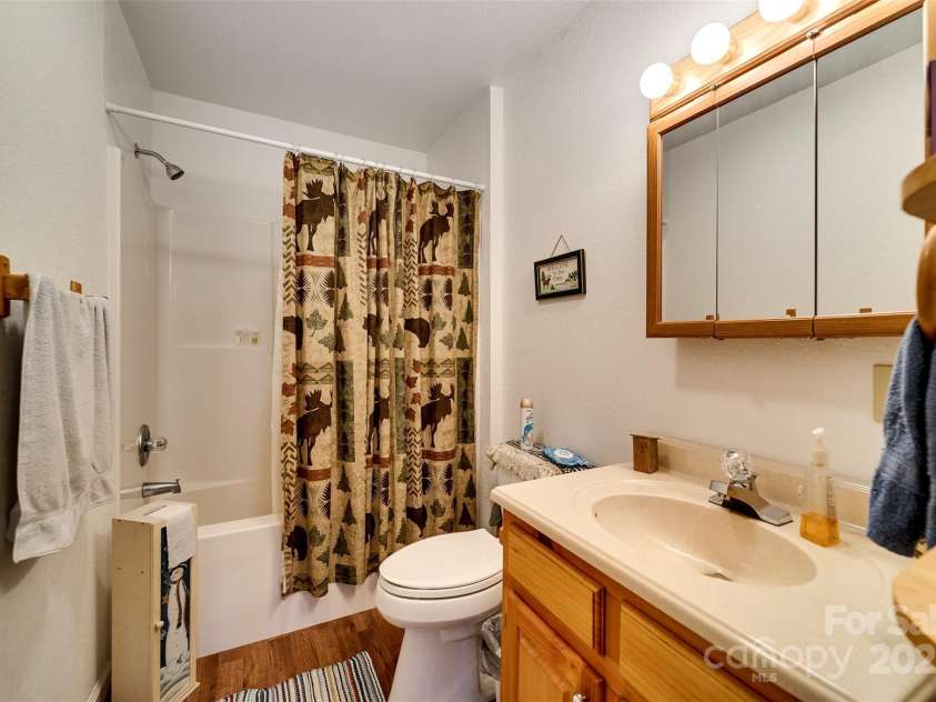 109 Hog Cove Road, Sylva, NC 28779.  MLS# CAR4332121, YatesRealty ID 1569. 