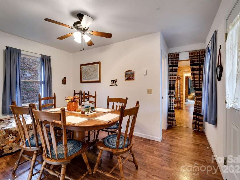 109 Hog Cove Road, Sylva, NC 28779.  MLS# CAR4332121, YatesRealty ID 1569. 