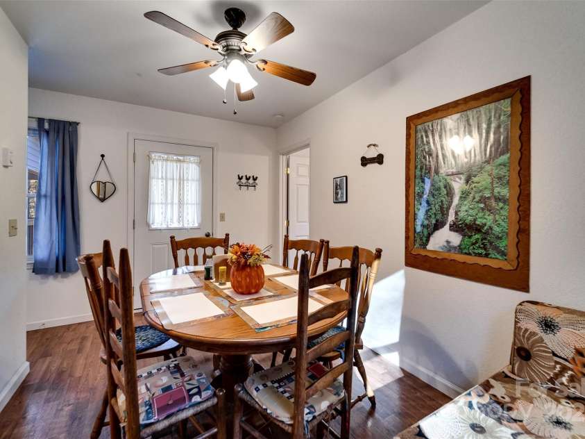 109 Hog Cove Road, Sylva, NC 28779.  MLS# CAR4332121, YatesRealty ID 1569. 