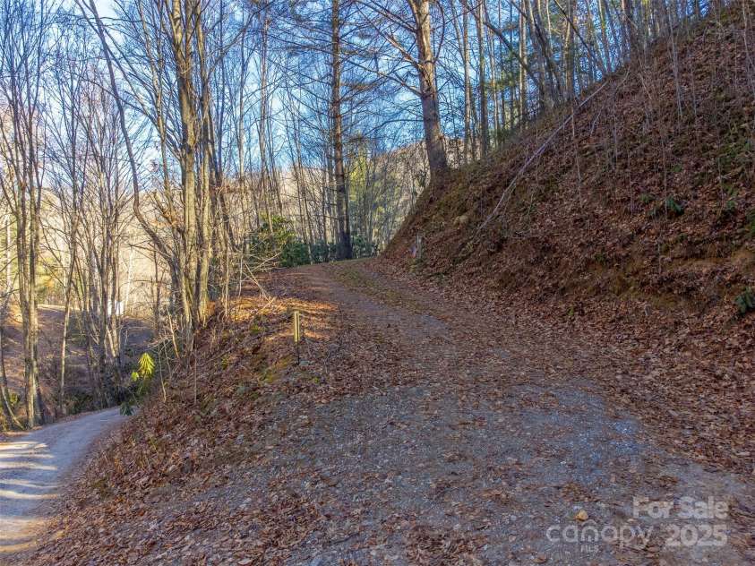 109 Hog Cove Road, Sylva, NC 28779.  MLS# CAR4332121, YatesRealty ID 1569. 