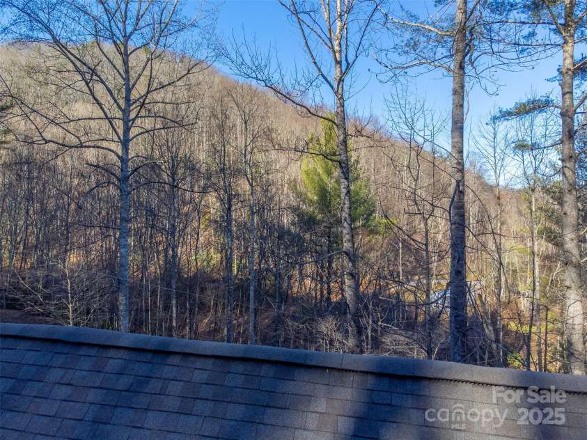 109 Hog Cove Road, Sylva, NC 28779.  MLS# CAR4332121, YatesRealty ID 1569. 