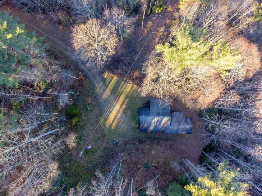 109 Hog Cove Road, Sylva, NC 28779.  MLS# CAR4332121, YatesRealty ID 1569. 