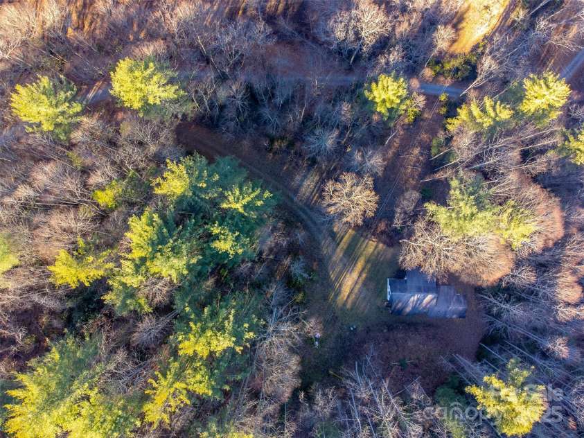 109 Hog Cove Road, Sylva, NC 28779.  MLS# CAR4332121, YatesRealty ID 1569. 