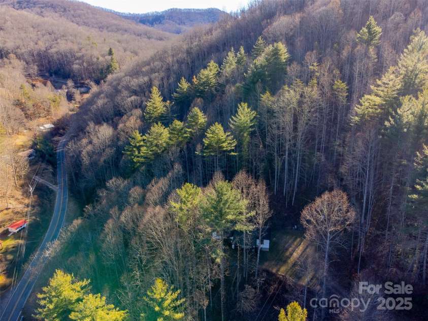 109 Hog Cove Road, Sylva, NC 28779.  MLS# CAR4332121, YatesRealty ID 1569. 