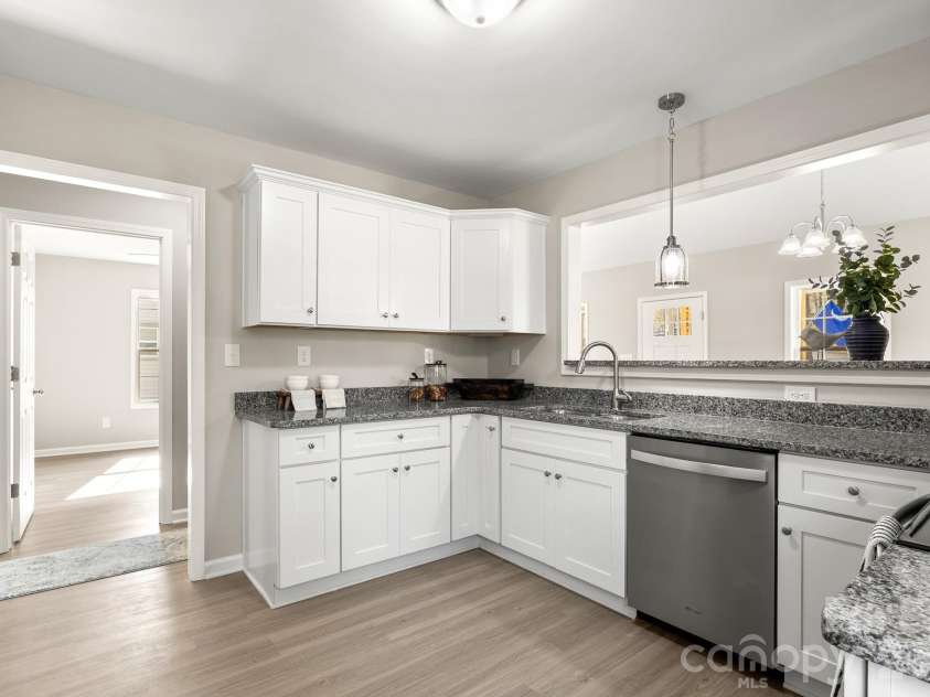 420 Charlotte Street, York, SC 29745.  MLS# CAR4362538, YatesRealty ID 15691. 