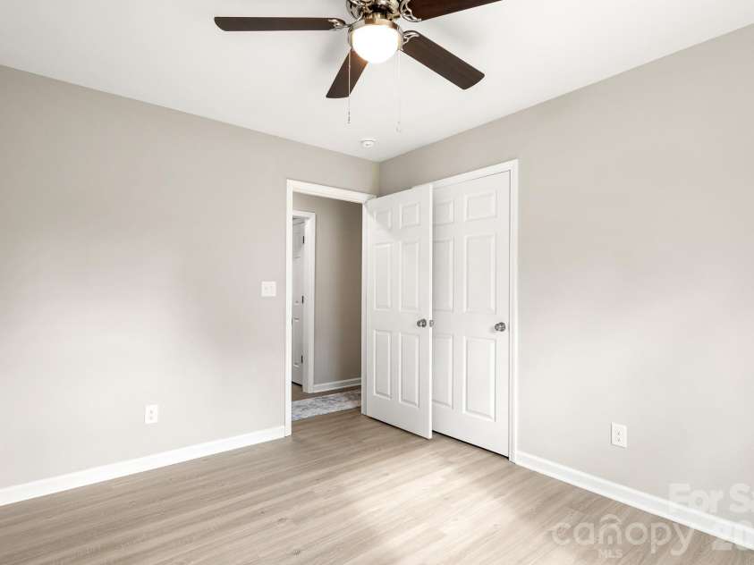 420 Charlotte Street, York, SC 29745.  MLS# CAR4362538, YatesRealty ID 15691. 