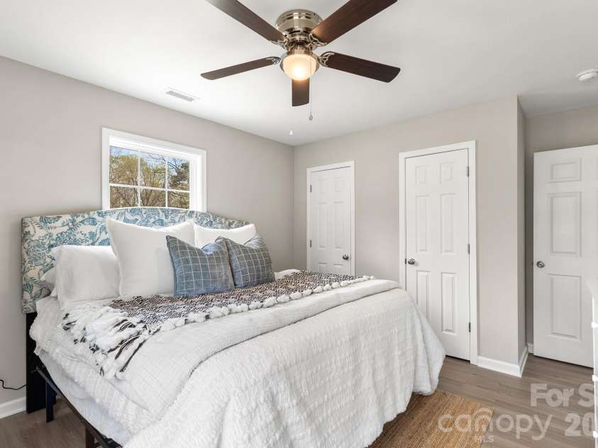 420 Charlotte Street, York, SC 29745.  MLS# CAR4362538, YatesRealty ID 15691. 