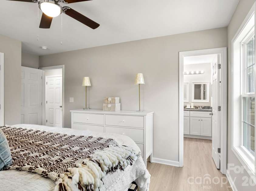 420 Charlotte Street, York, SC 29745.  MLS# CAR4362538, YatesRealty ID 15691. 