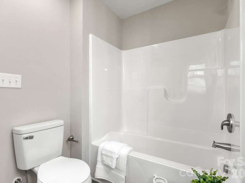 420 Charlotte Street, York, SC 29745.  MLS# CAR4362538, YatesRealty ID 15691. 