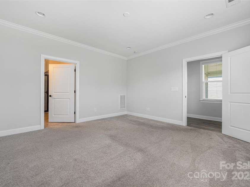 6272 Raven Rock Drive, Denver, NC 28037.  MLS# CAR4249460, YatesRealty ID 15695. 