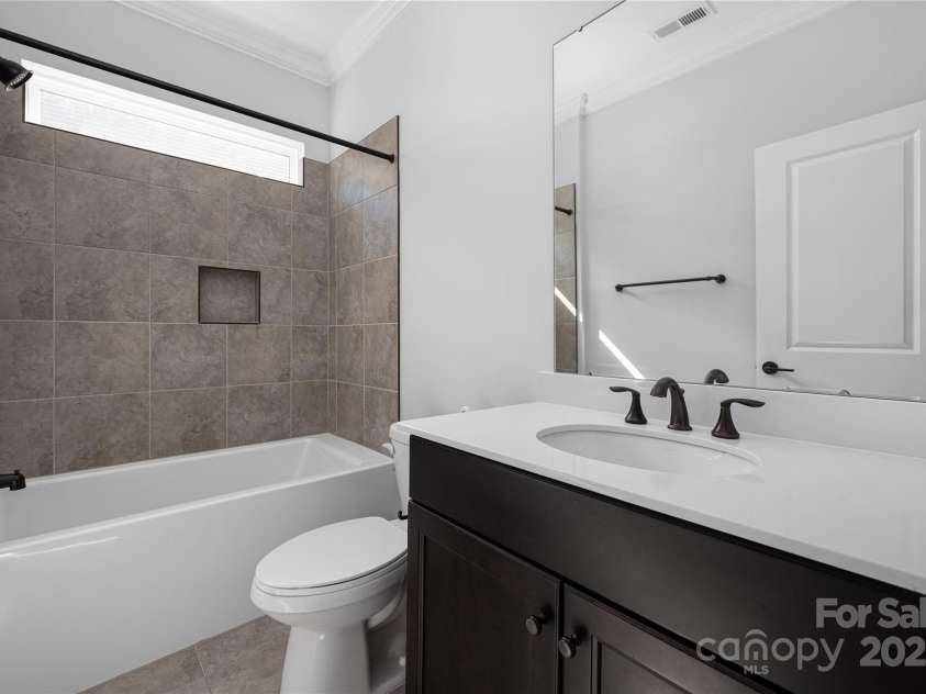 6272 Raven Rock Drive, Denver, NC 28037.  MLS# CAR4249460, YatesRealty ID 15695. 