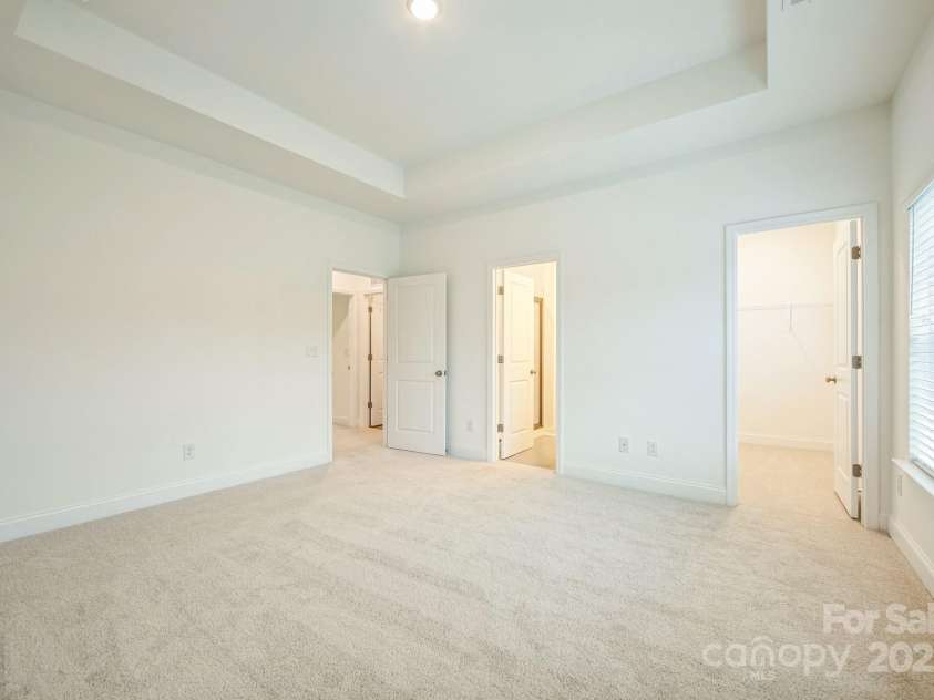 81 Walnut Springs Drive, Asheville, NC 28804.  MLS# CAR4247656, YatesRealty ID 15696. Carpets are being upgraded to wood laminate flooring.