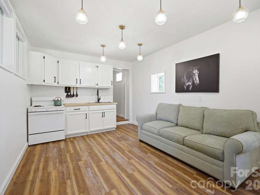 573 & 577 Randolph Road, Marion, NC 28752.  MLS# CAR4368362, YatesRealty ID 15697. Apartment living