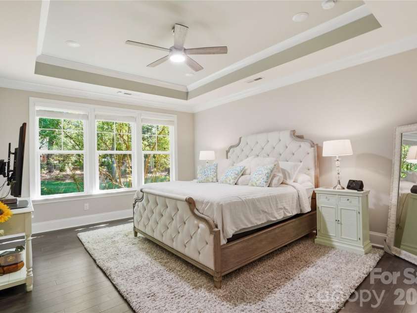 124 Shimmerlake Lane, Belmont, NC 28012.  MLS# CAR4372639, YatesRealty ID 15698. Primary Bedroom