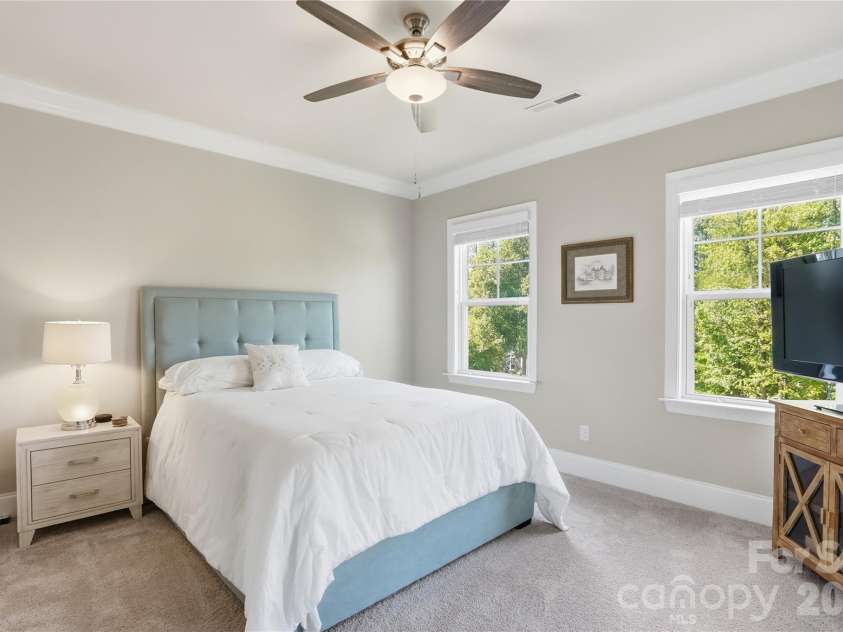 124 Shimmerlake Lane, Belmont, NC 28012.  MLS# CAR4372639, YatesRealty ID 15698. Secondary Bedroom
