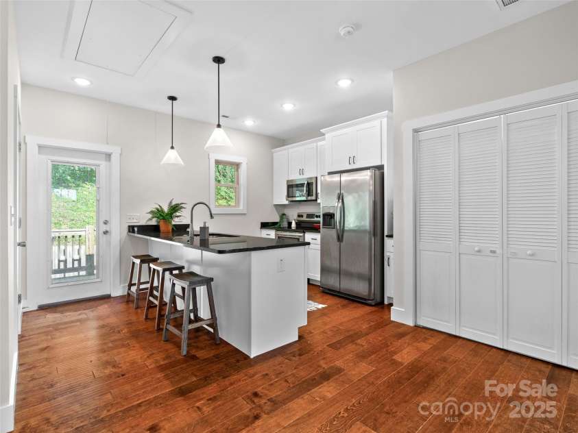 82 Wheeler Road, Weaverville, NC 28787.  MLS# CAR4262641, YatesRealty ID 15698. 