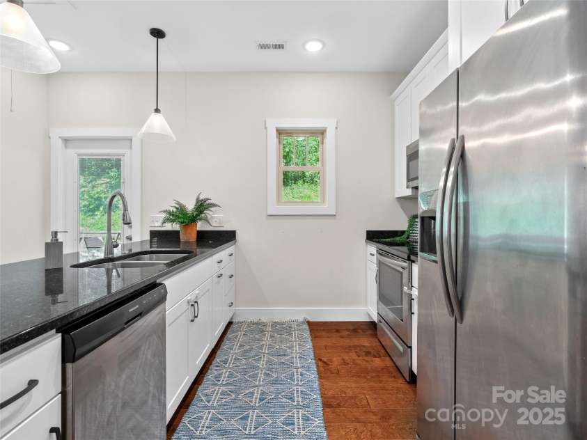 82 Wheeler Road, Weaverville, NC 28787.  MLS# CAR4262641, YatesRealty ID 15698. 