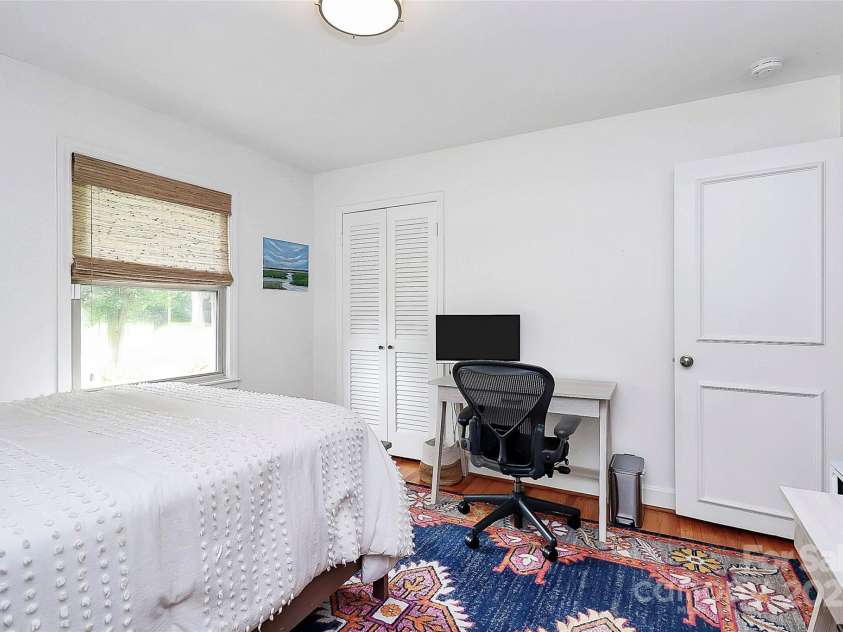 5929 Brookhaven Road, Charlotte, NC 28210.  MLS# CAR4262613, YatesRealty ID 15699. 