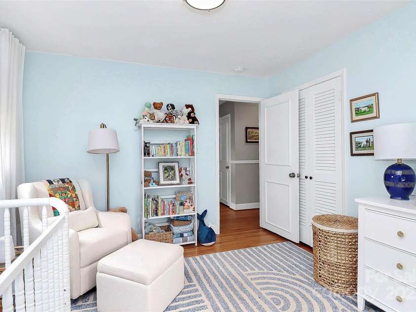 5929 Brookhaven Road, Charlotte, NC 28210.  MLS# CAR4262613, YatesRealty ID 15699. 