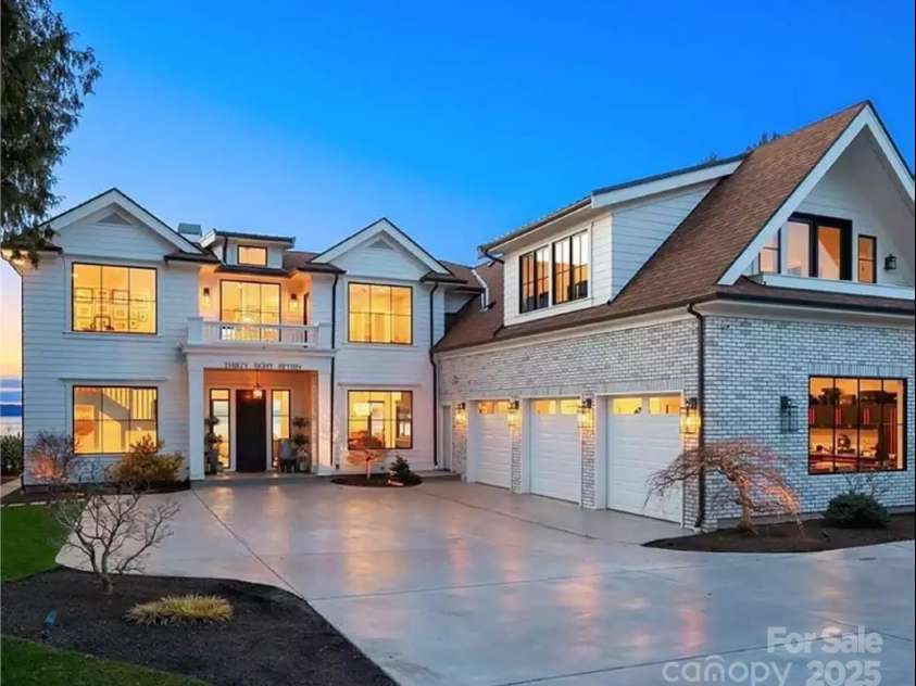 9490 Sherrills Ford Road, Terrell, NC 28682.  MLS# CAR4277993, YatesRealty ID 157. 