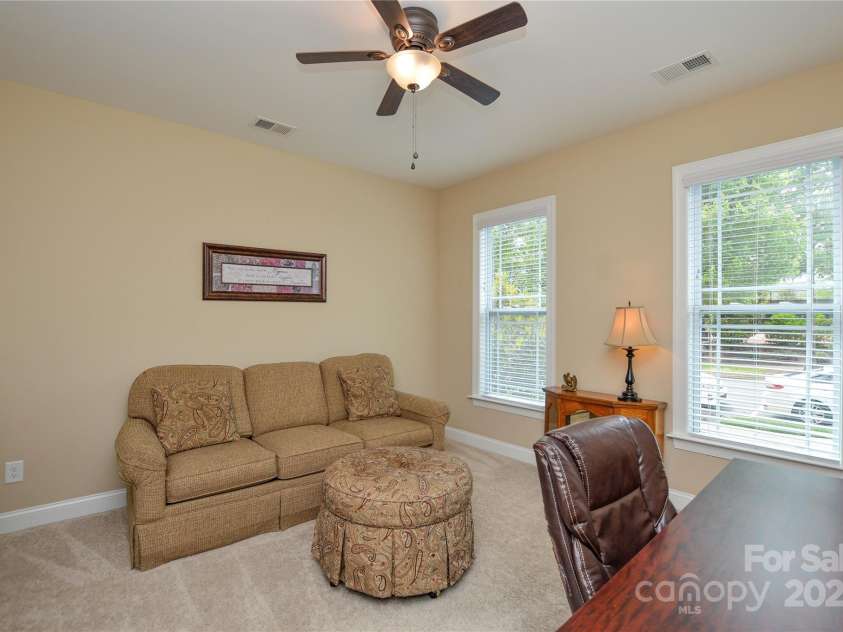 11607 Meetinghouse Drive, Cornelius, NC 28031.  MLS# CAR4264013, YatesRealty ID 15700. 2nd bedroom can be used as an office