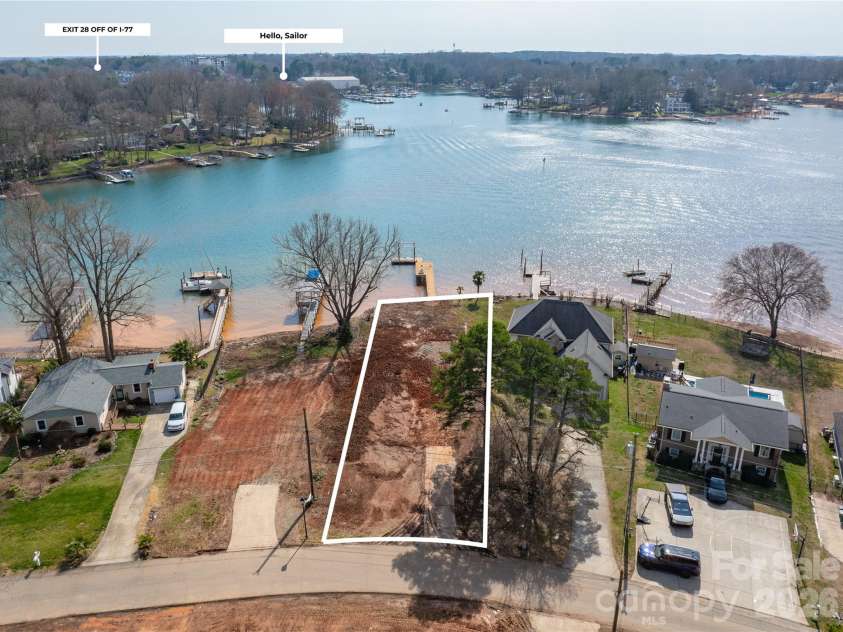 21506 Rio Oro Drive, Cornelius, NC 28031.  MLS# CAR4347482, YatesRealty ID 15702. 