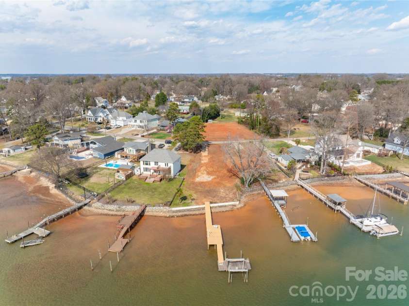 21506 Rio Oro Drive, Cornelius, NC 28031.  MLS# CAR4347482, YatesRealty ID 15702. 