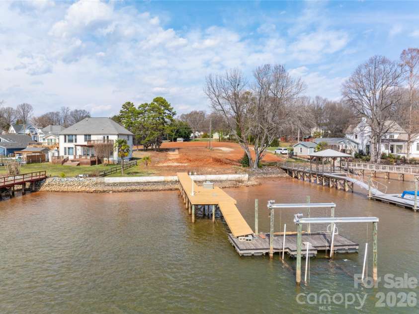 21506 Rio Oro Drive, Cornelius, NC 28031.  MLS# CAR4347482, YatesRealty ID 15702. 