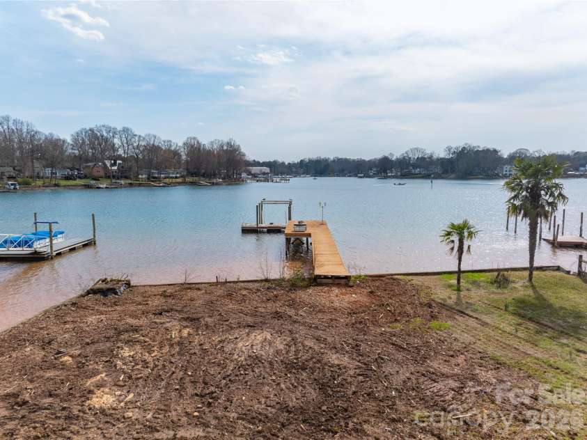 21506 Rio Oro Drive, Cornelius, NC 28031.  MLS# CAR4347482, YatesRealty ID 15702. 