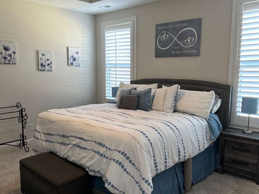 12417 Old Iron Lane, Charlotte, NC 28215.  MLS# CAR4289530, YatesRealty ID 15704. Master Bedroom