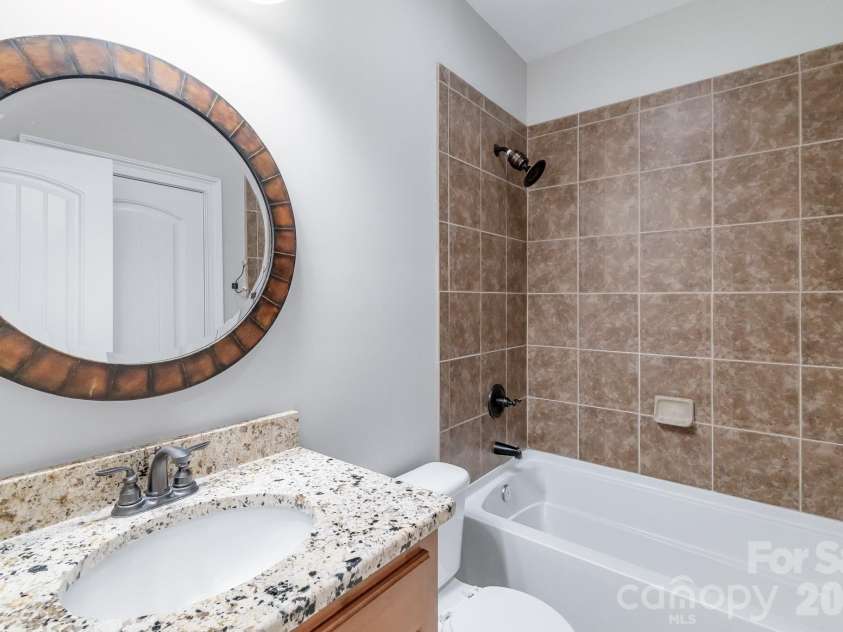 137 Northington Woods Drive, Mooresville, NC 28117.  MLS# CAR4367373, YatesRealty ID 15705. 