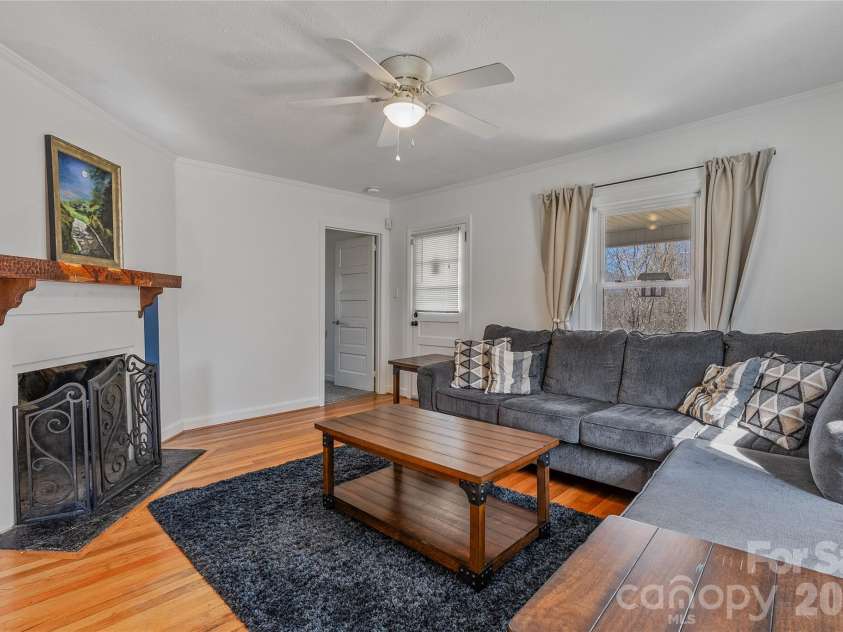 21 Ben Owenby Road, Fairview, NC 28730.  MLS# CAR4330402, YatesRealty ID 15706. 